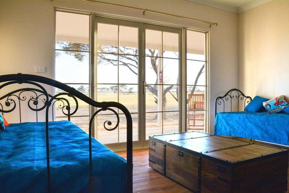 Kukerin Mary'S Farm Cottages מראה חיצוני תמונה